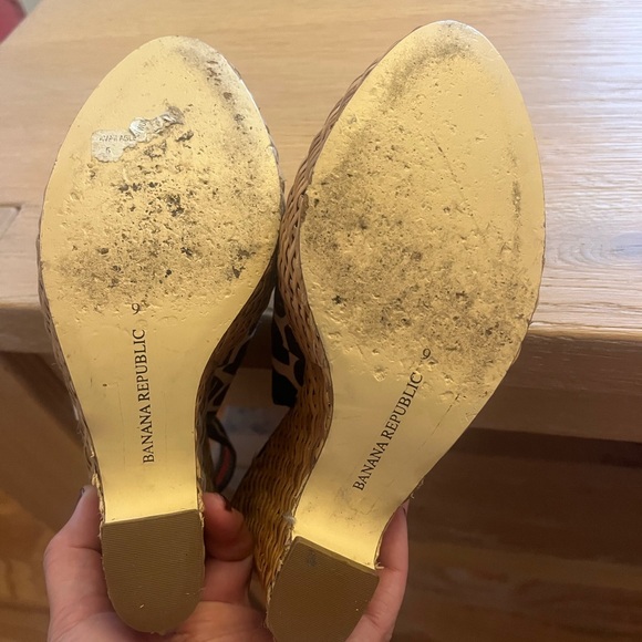 Banana Republic Giraffe Peeptoe slingback Wedge 9 - Picture 3 of 4